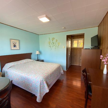 Motel Des Erables Coteau-du-Lac Kültér fotó