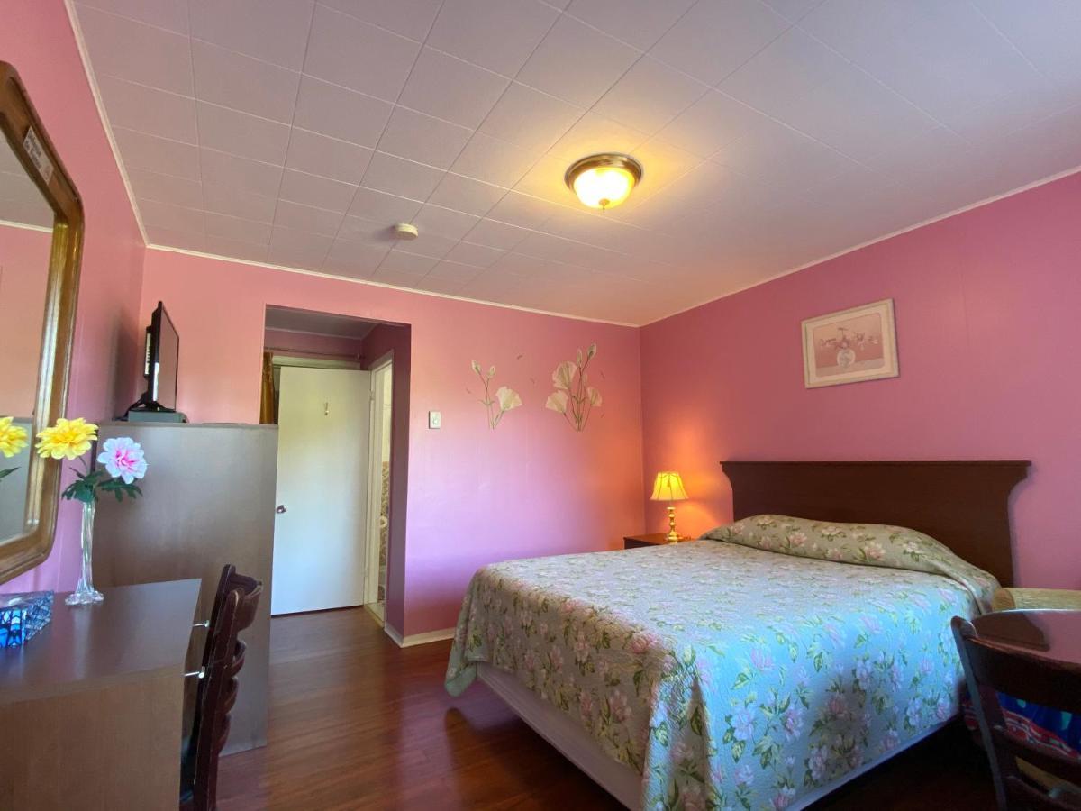 Motel Des Erables Coteau-du-Lac Kültér fotó
