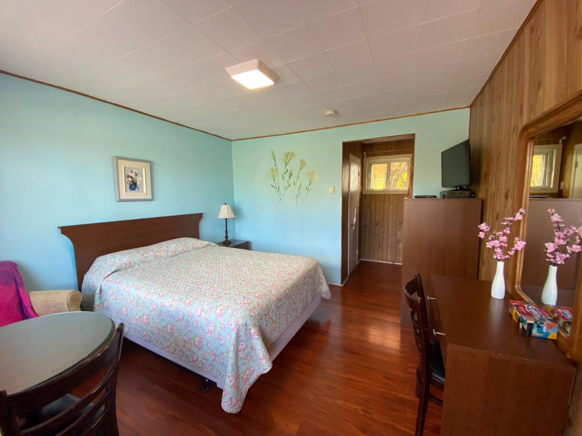 Motel Des Erables Coteau-du-Lac Kültér fotó