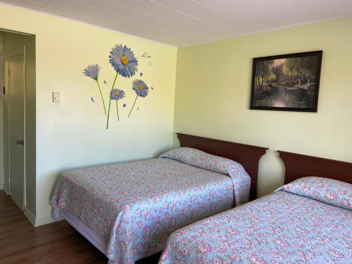Motel Des Erables Coteau-du-Lac Kültér fotó