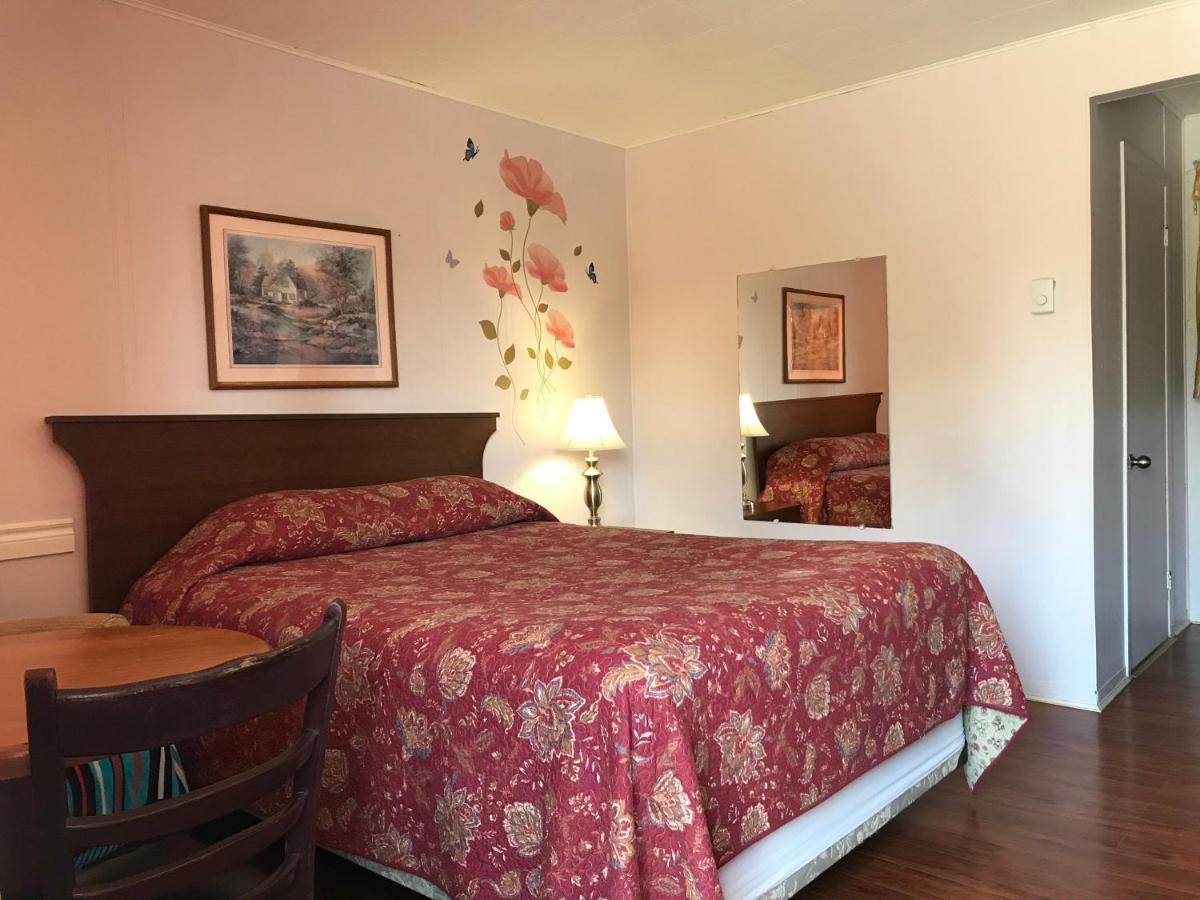 Motel Des Erables Coteau-du-Lac Kültér fotó