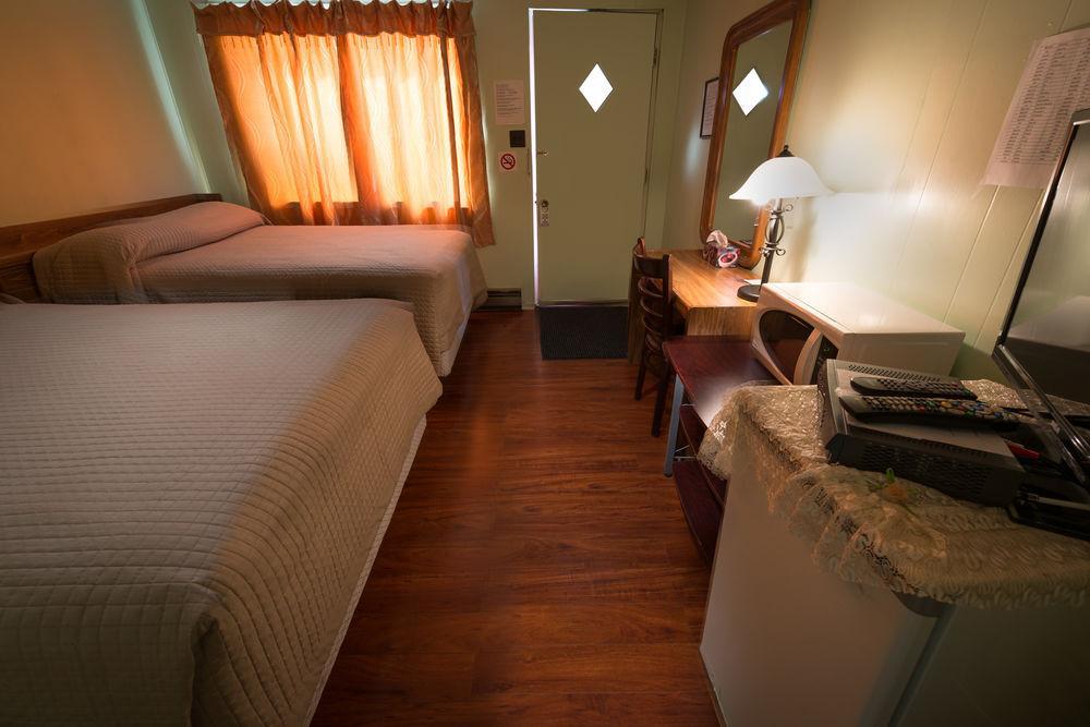 Motel Des Erables Coteau-du-Lac Kültér fotó