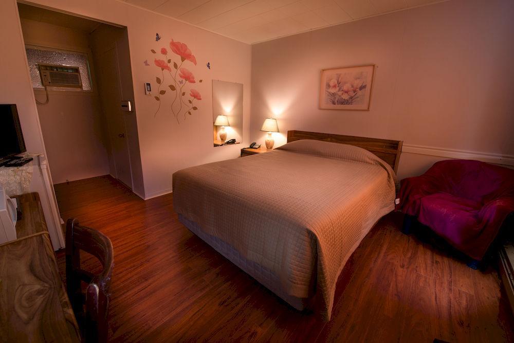 Motel Des Erables Coteau-du-Lac Kültér fotó