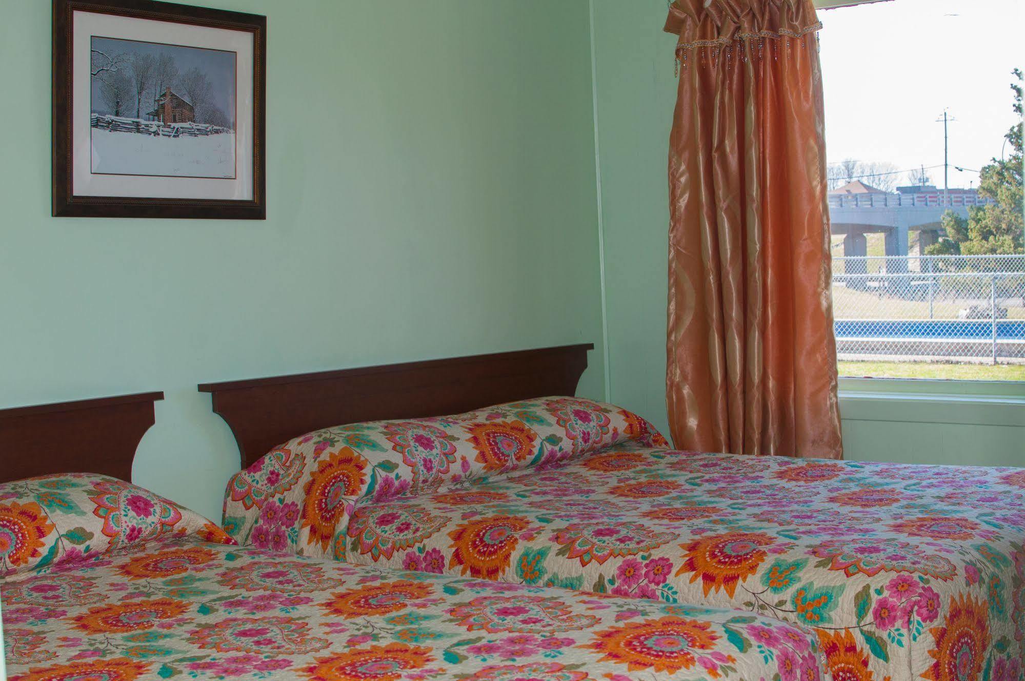 Motel Des Erables Coteau-du-Lac Kültér fotó