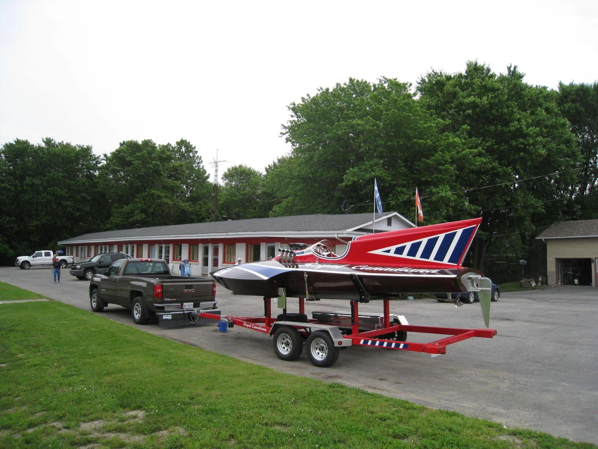 Motel Des Erables Coteau-du-Lac Kültér fotó