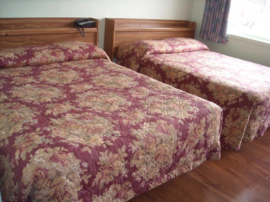 Motel Des Erables Coteau-du-Lac Kültér fotó
